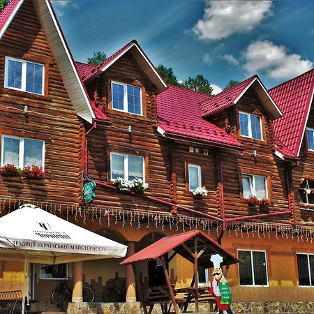 "Lian" Family Hotel & Restaurant Volosyanka  Extérieur photo