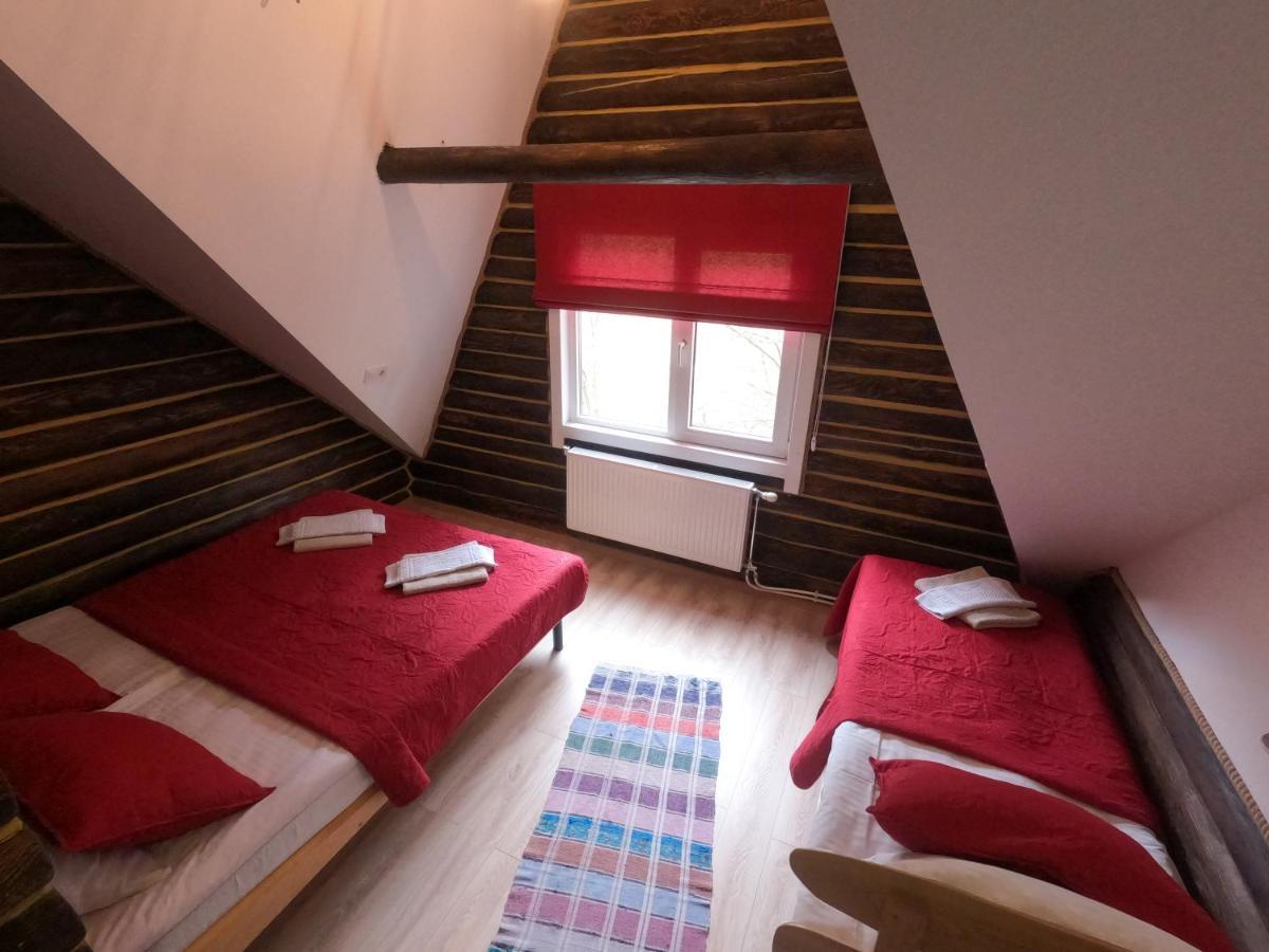 "Lian" Family Hotel & Restaurant Volosyanka  Extérieur photo
