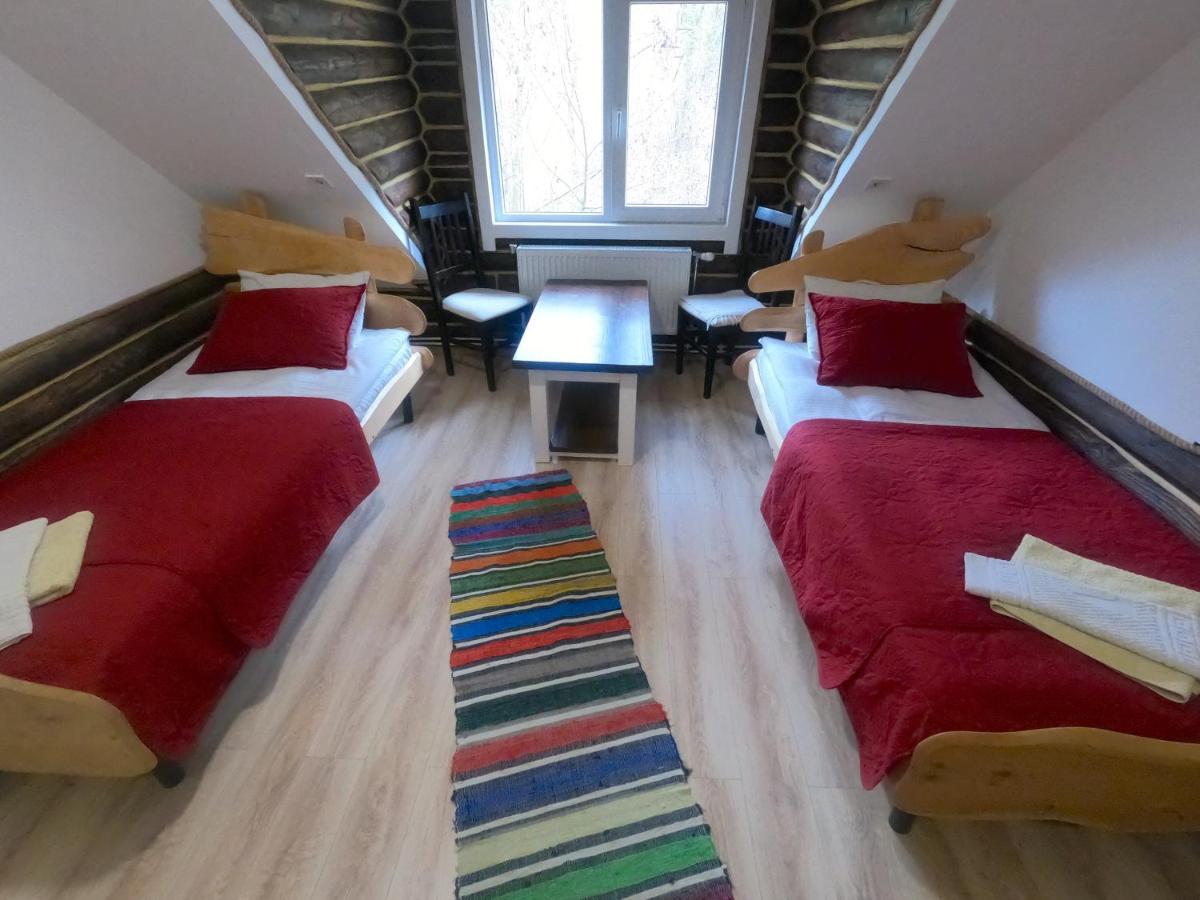 "Lian" Family Hotel & Restaurant Volosyanka  Extérieur photo