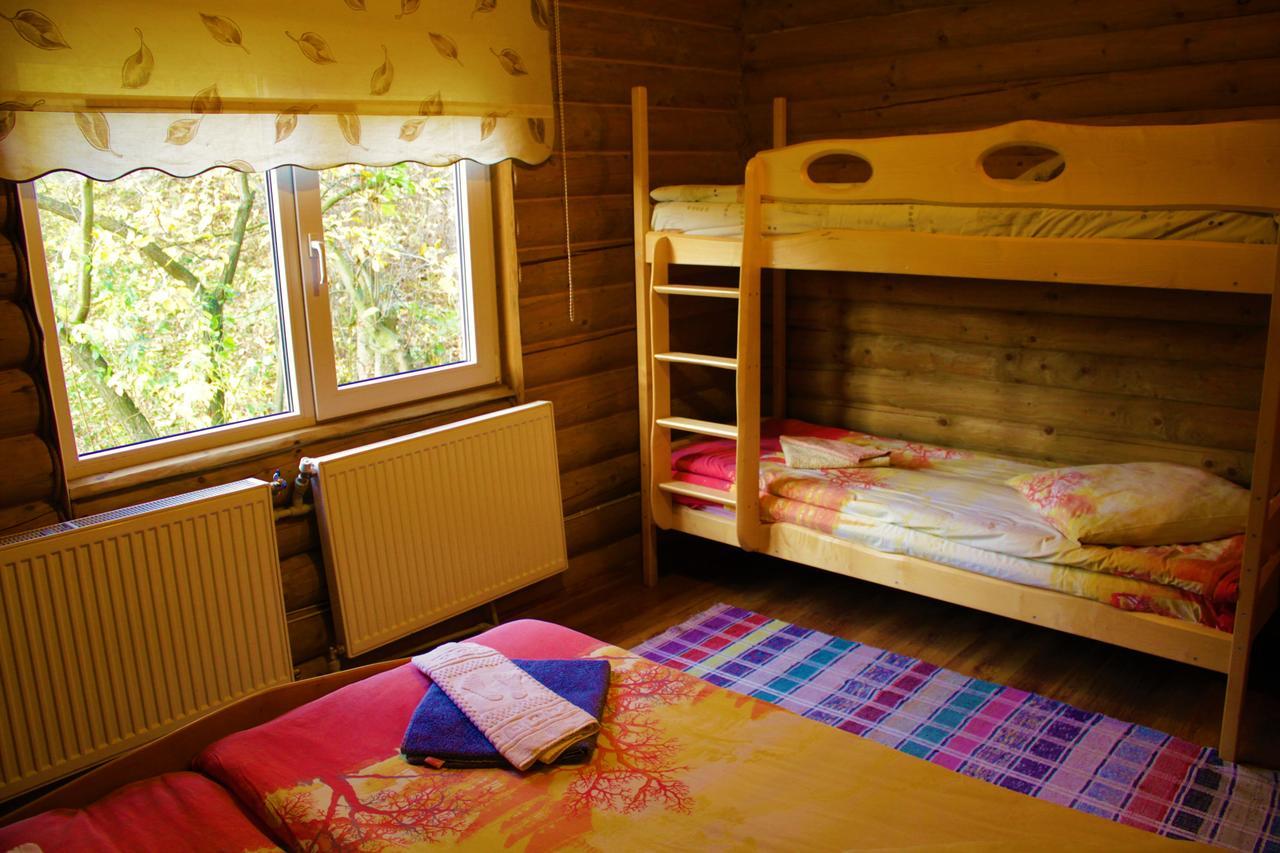"Lian" Family Hotel & Restaurant Volosyanka  Extérieur photo