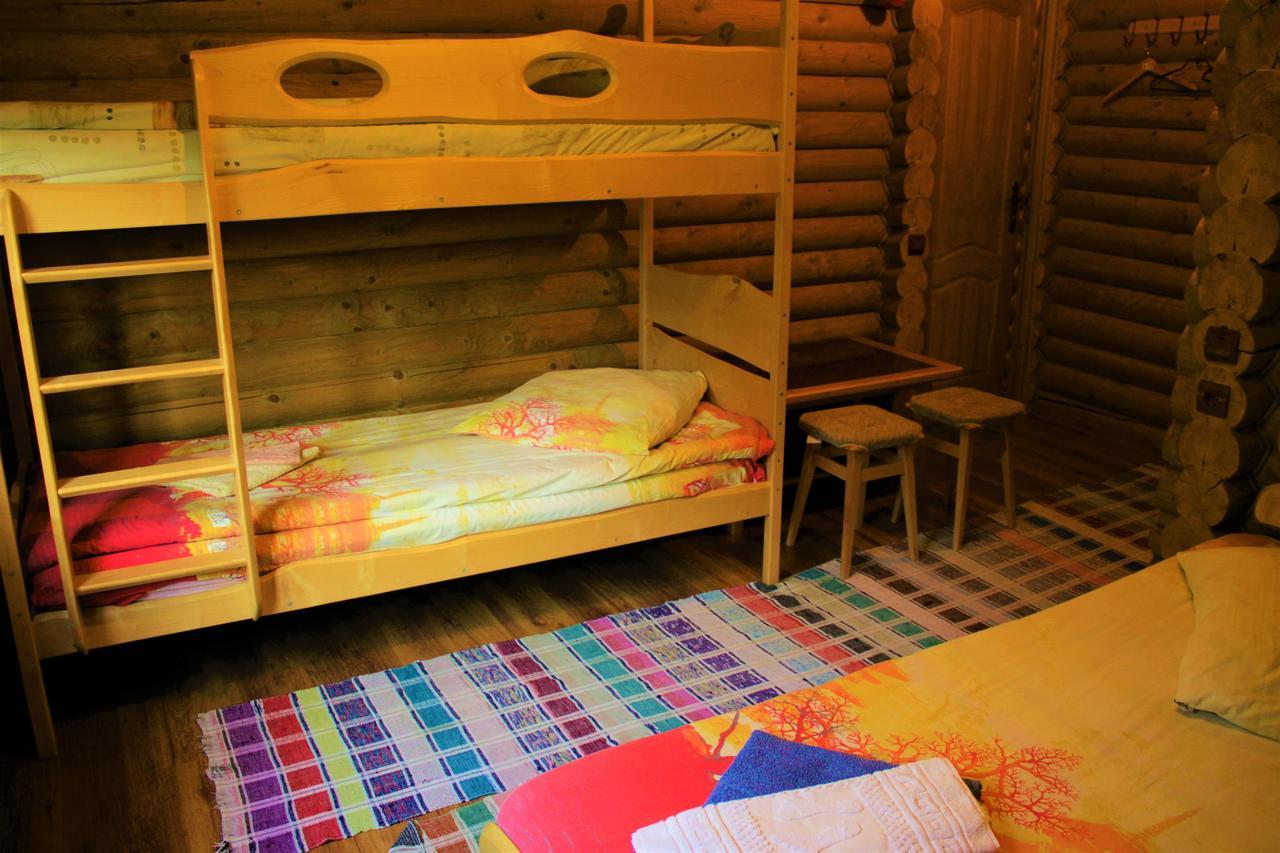 "Lian" Family Hotel & Restaurant Volosyanka  Extérieur photo